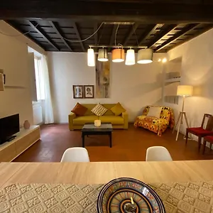 https://rome-downtown.it-romehotels.com